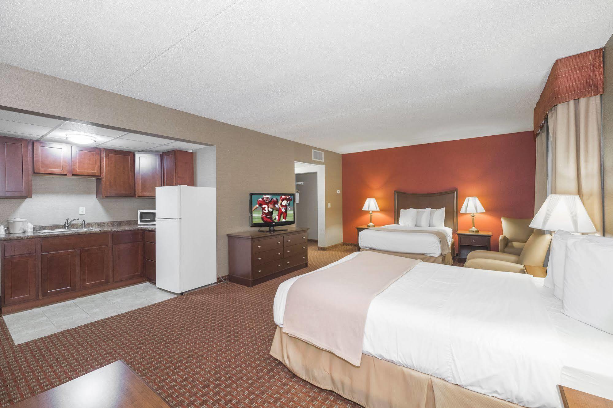 Quality Inn & Suites Owego Exterior foto